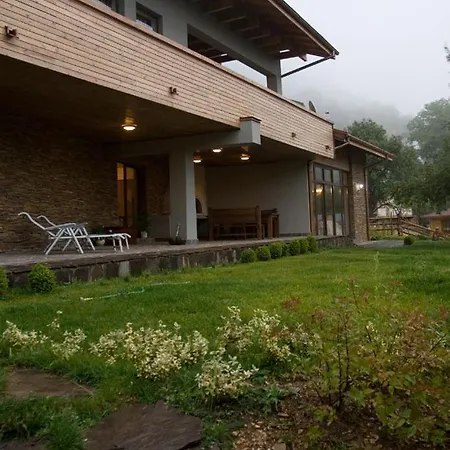 The Reddoorshouse Villa Solishta