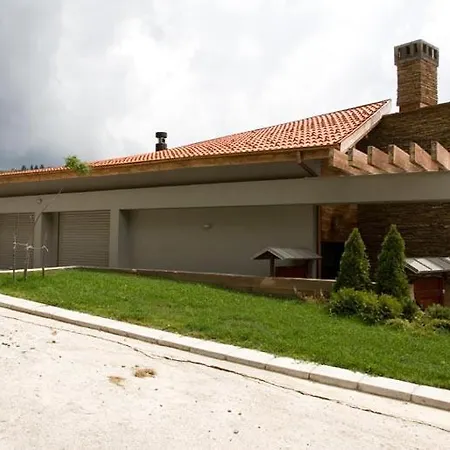 The Reddoorshouse Solishta